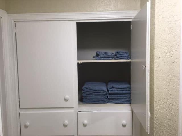 Comfortable 3 Bedroom Close To Base Sleeps 6 로턴 외부 사진