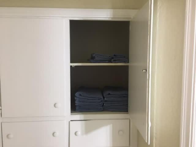 Comfortable 3 Bedroom Close To Base Sleeps 6 로턴 외부 사진