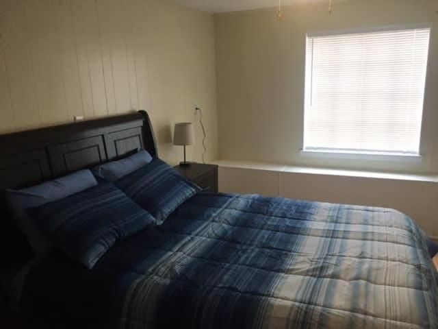 Comfortable 3 Bedroom Close To Base Sleeps 6 로턴 외부 사진